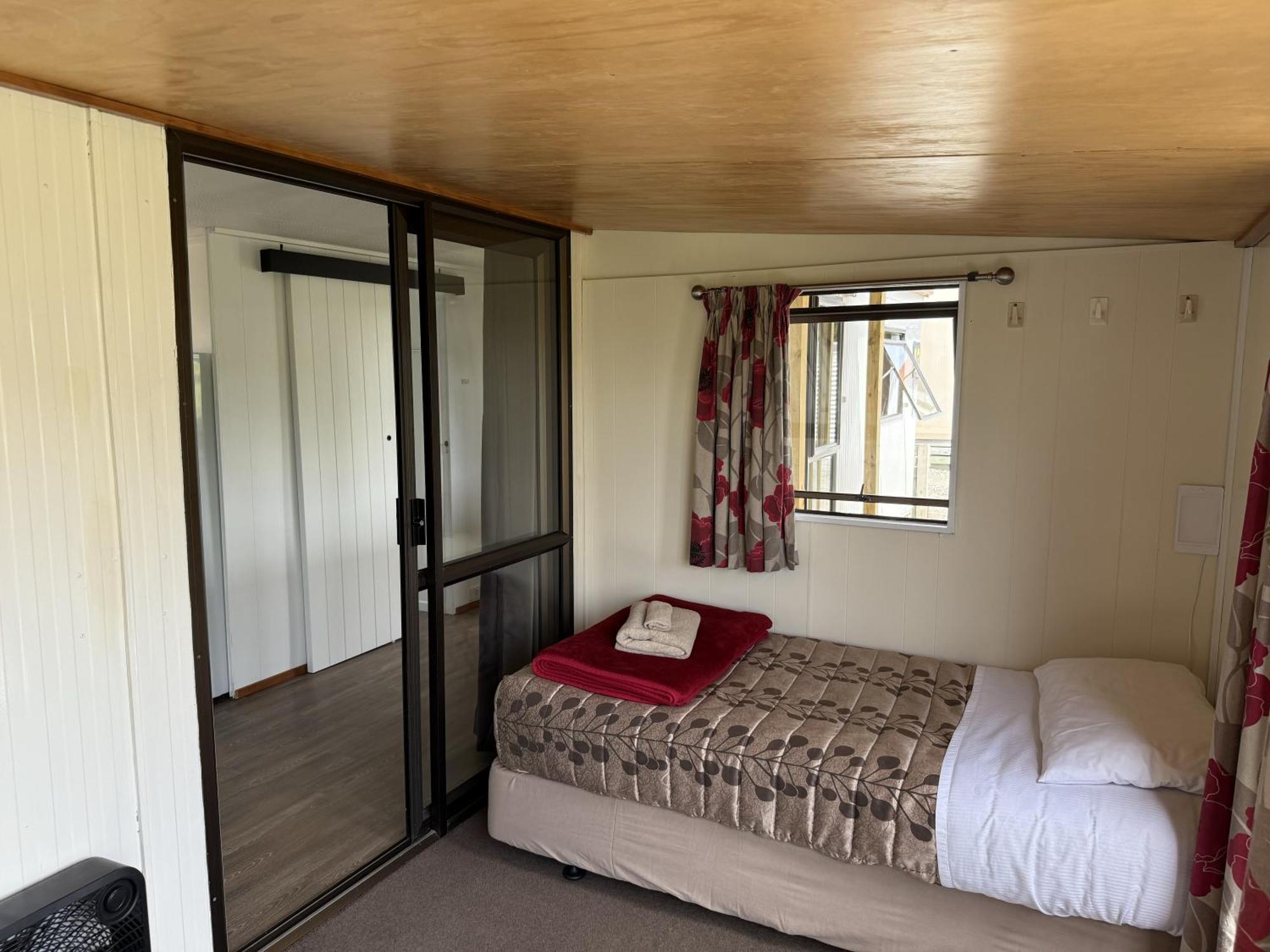 Picton'S Waikawa Bay Holiday Park Экстерьер фото